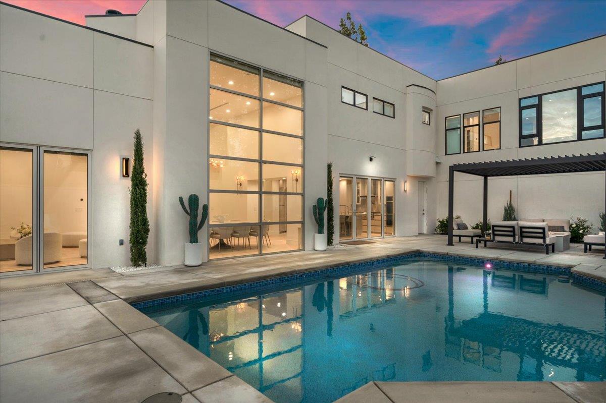 8754 N Millbrook Avenue, Fresno, CA, 93720