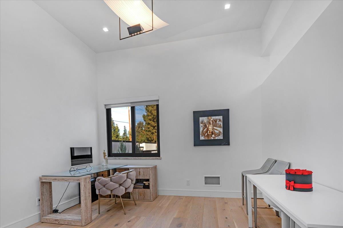 8754 N Millbrook Avenue, Fresno, CA, 93720