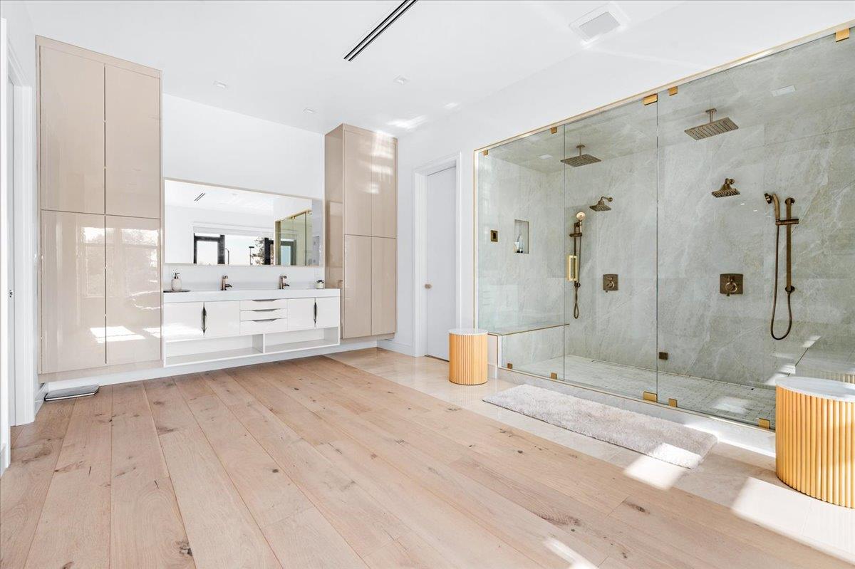 8754 N Millbrook Avenue, Fresno, CA, 93720