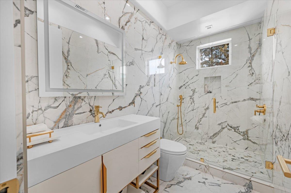 8754 N Millbrook Avenue, Fresno, CA, 93720