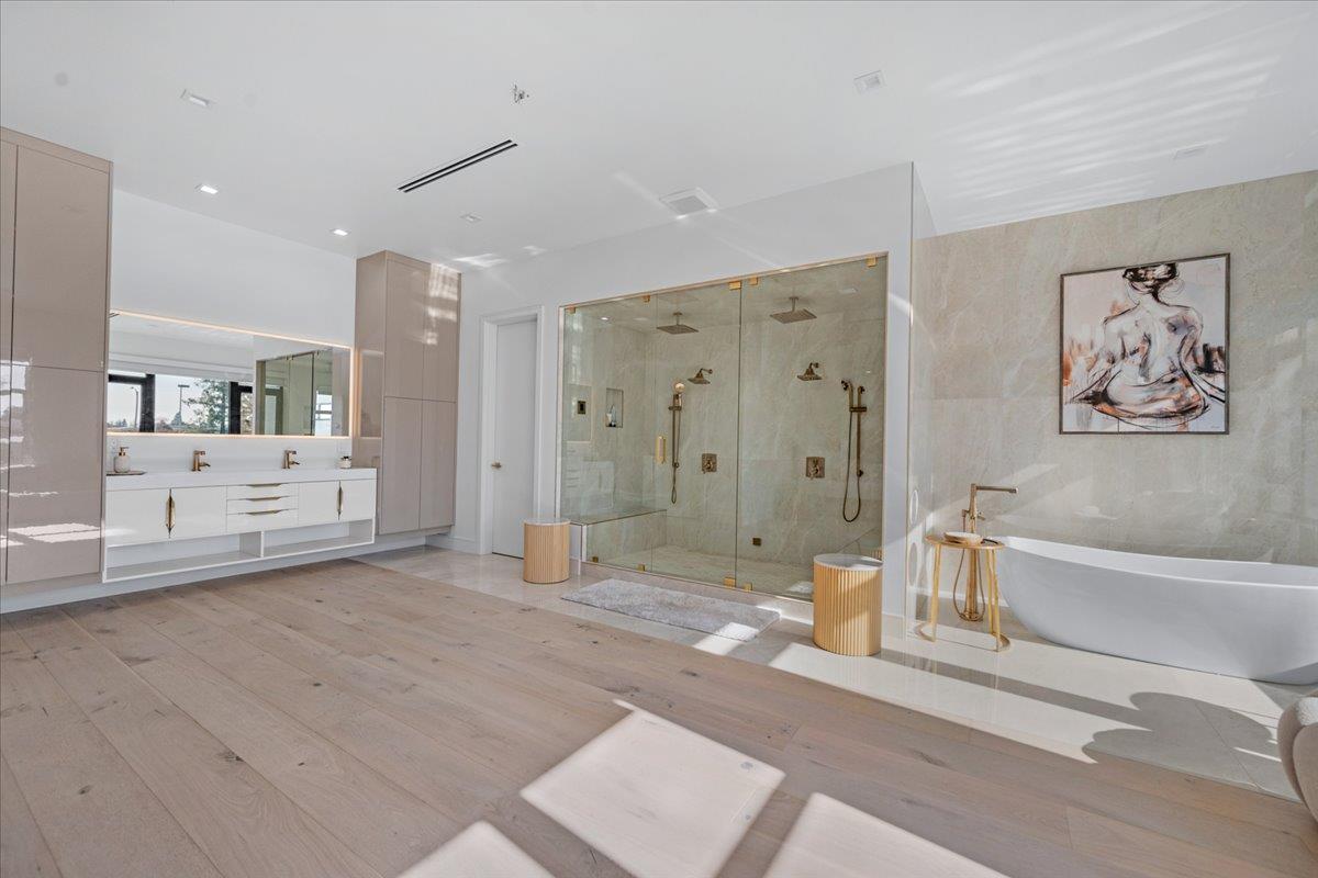 8754 N Millbrook Avenue, Fresno, CA, 93720