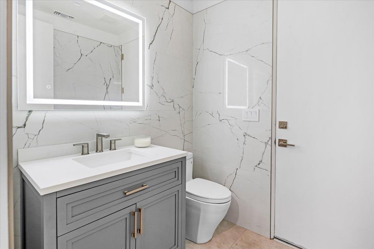 8754 N Millbrook Avenue, Fresno, CA, 93720