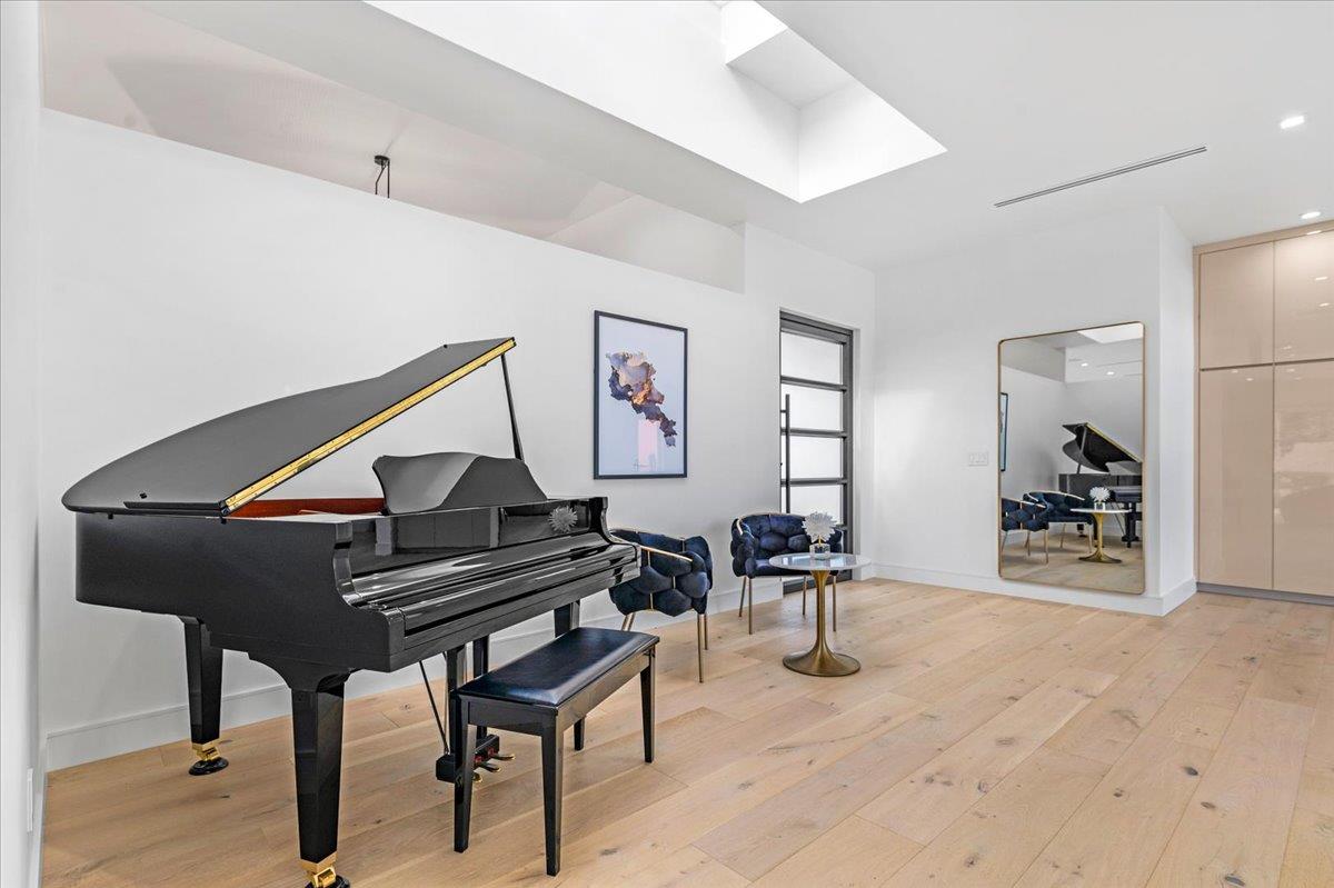 8754 N Millbrook Avenue, Fresno, CA, 93720