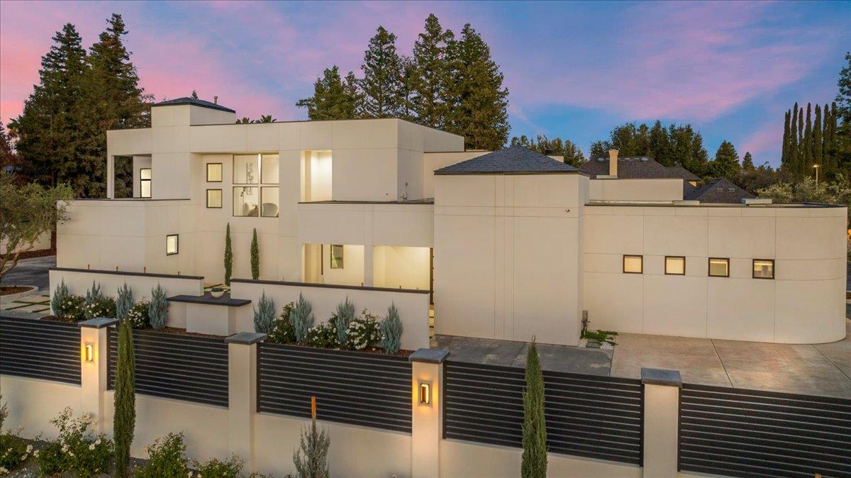 8754 N Millbrook Avenue, Fresno, CA, 93720