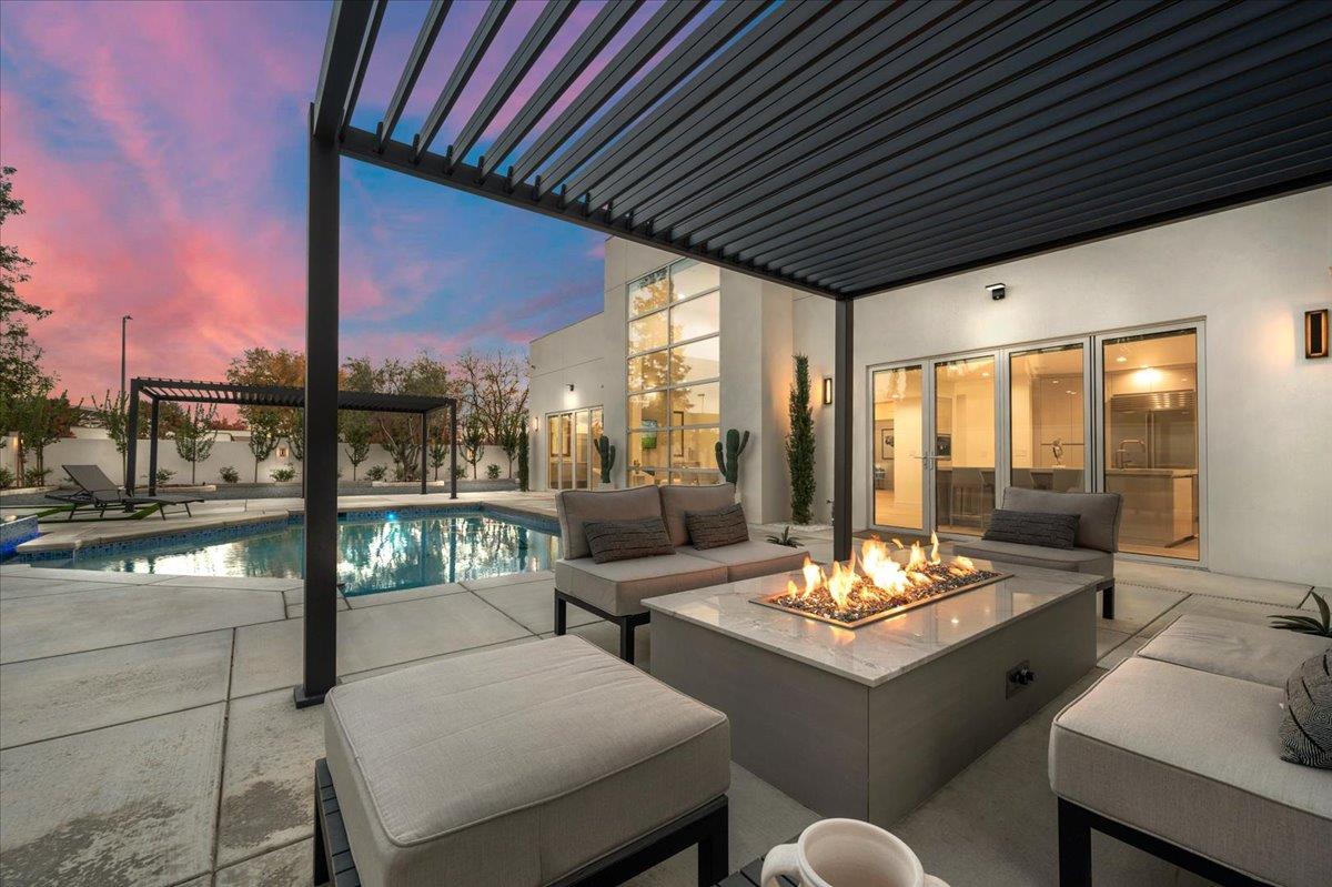 8754 N Millbrook Avenue, Fresno, CA, 93720