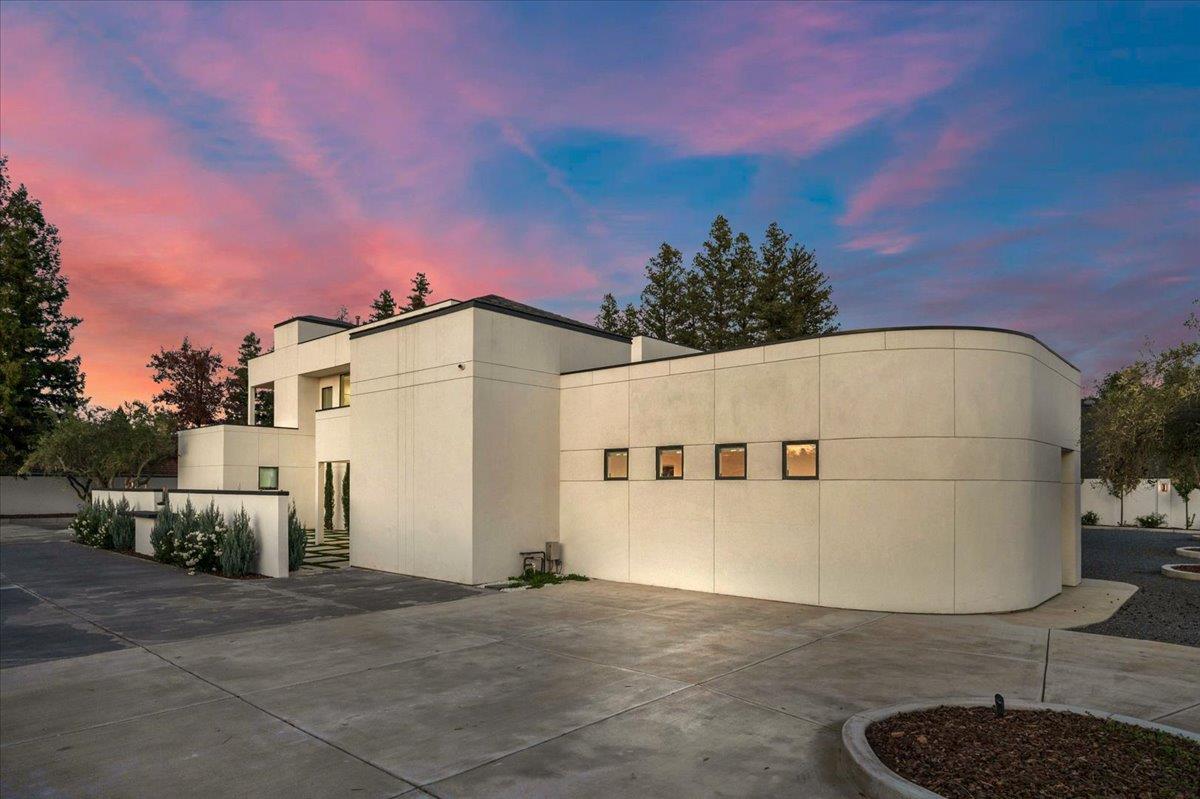 8754 N Millbrook Avenue, Fresno, CA, 93720