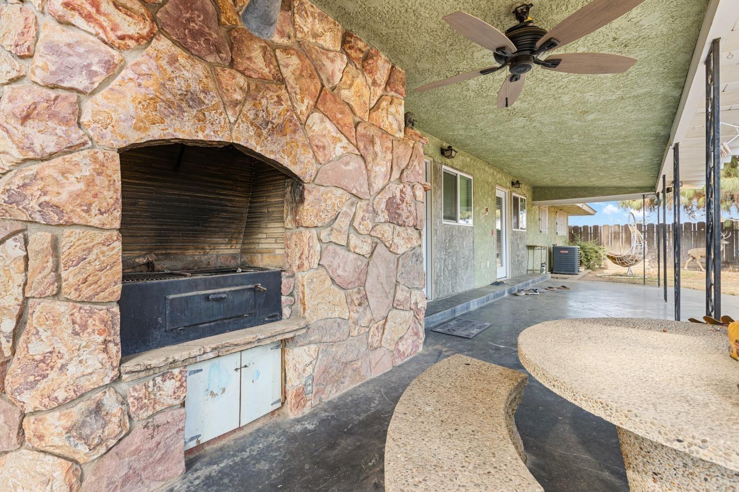 1512 N Brawley, Fresno, CA, 93722