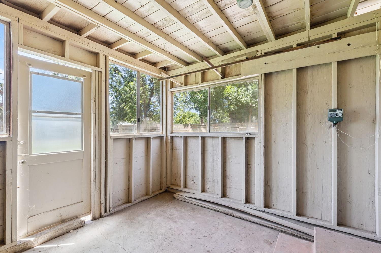 817 W Shields Avenue, Fresno, CA, 93705