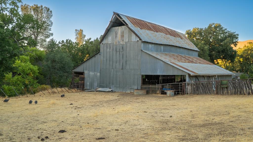 47069 Crump Lane, Coalinga, CA, 93210
