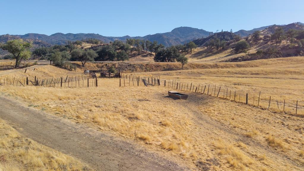 47069 Crump Lane, Coalinga, CA, 93210
