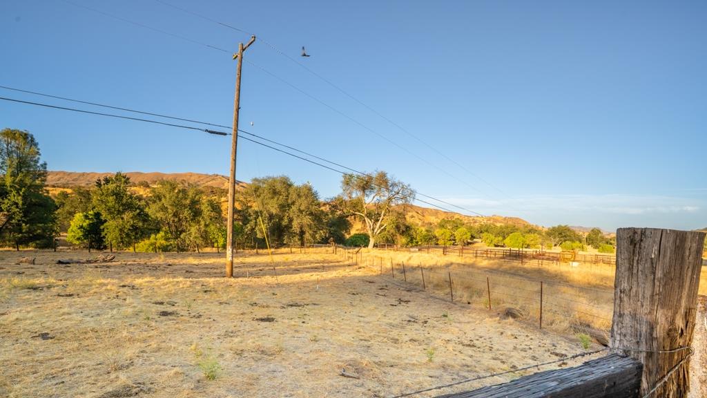 47069 Crump Lane, Coalinga, CA, 93210