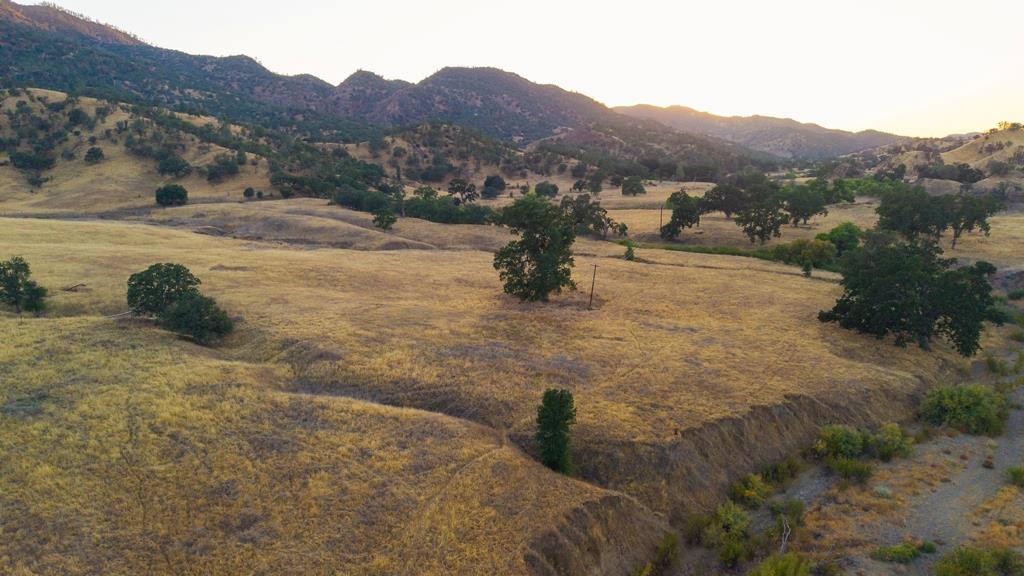 47069 Crump Lane, Coalinga, CA, 93210