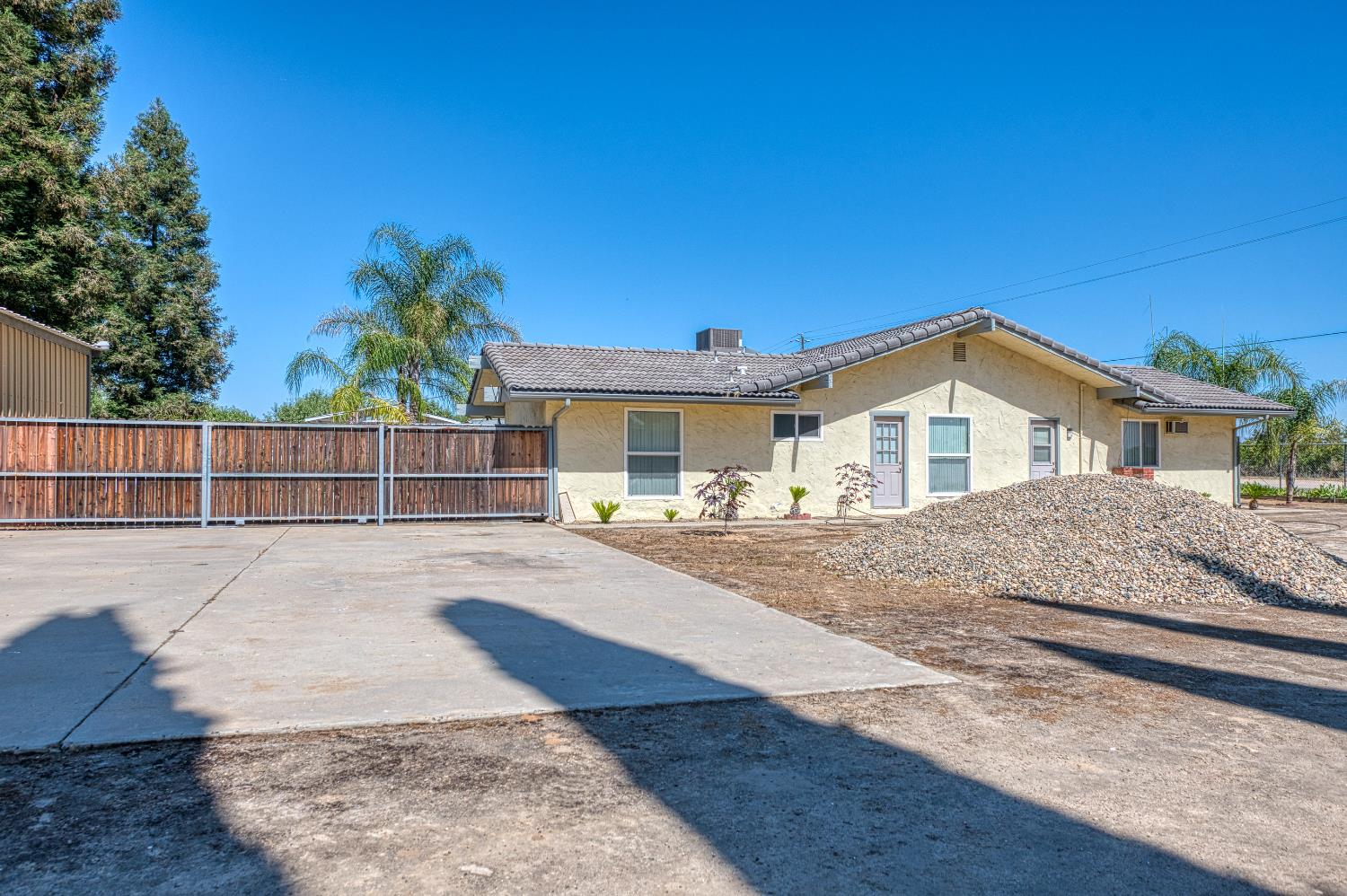 3590 S Mccall Avenue