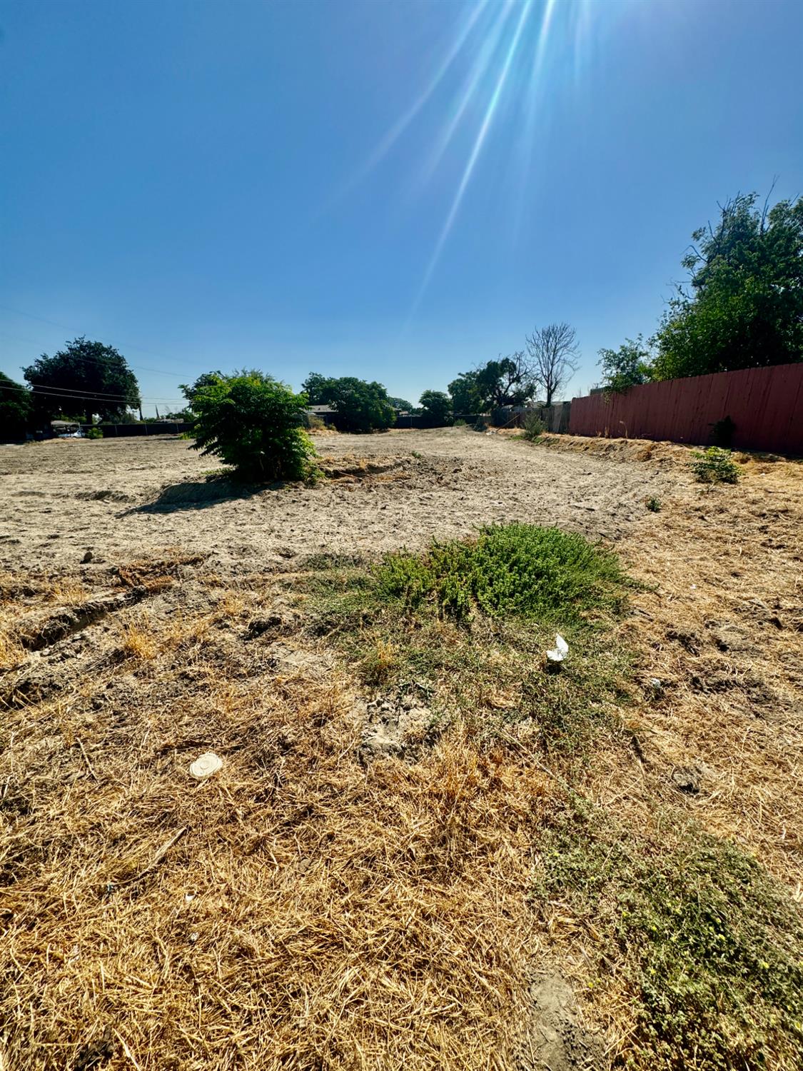 385 W Almy Avenue, Fresno, CA, 93706