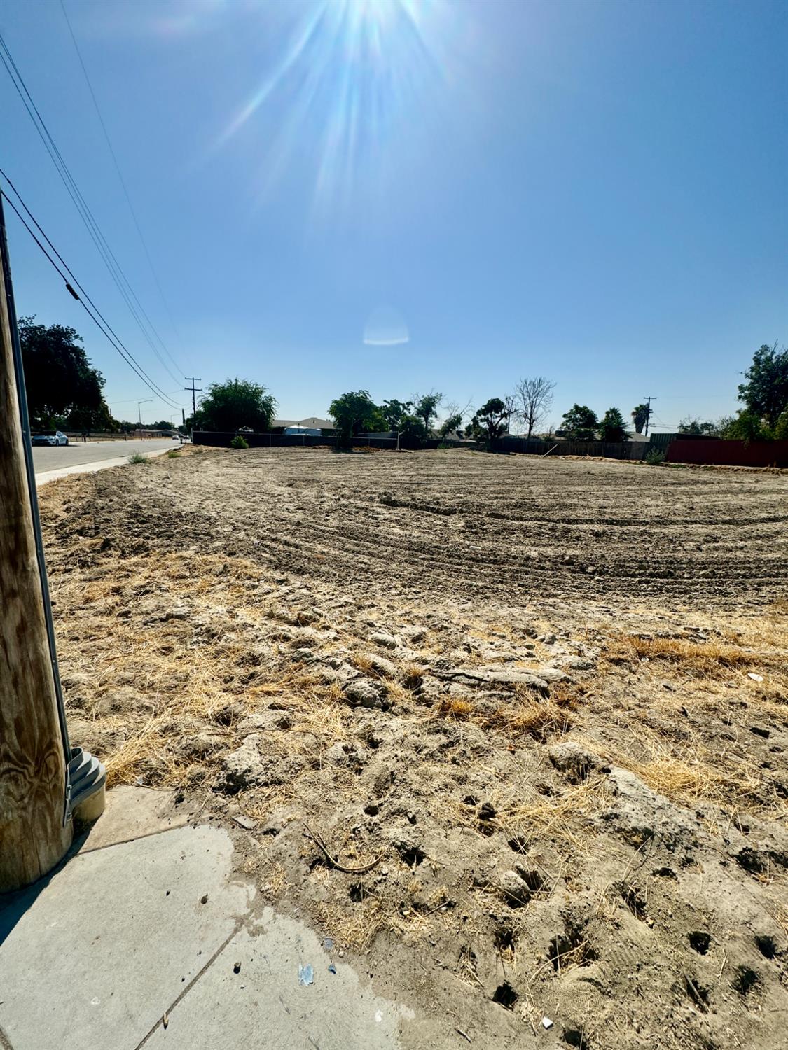 385 W Almy Avenue, Fresno, CA, 93706