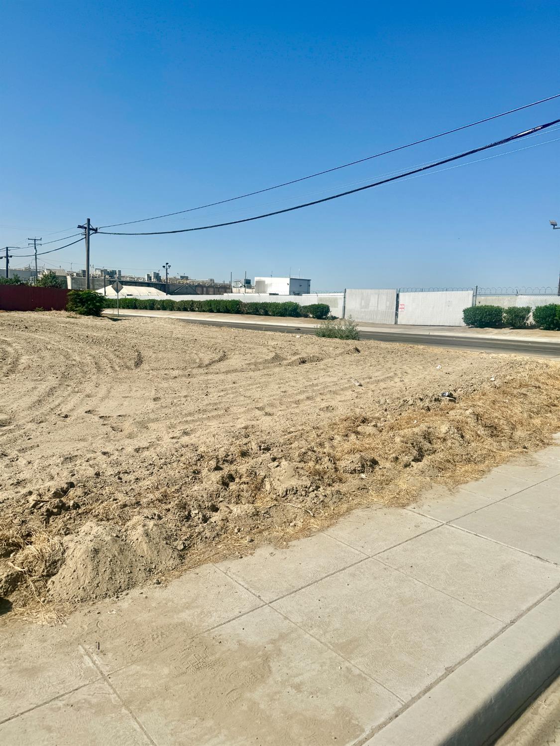 385 W Almy Avenue, Fresno, CA, 93706