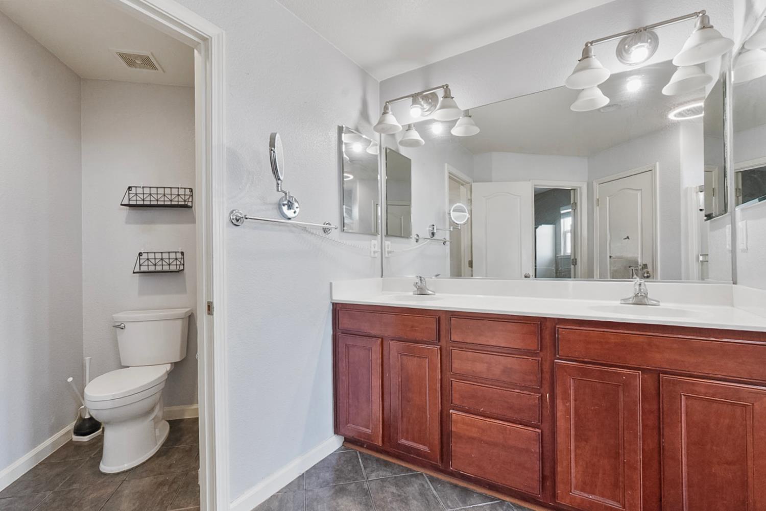 1026 Papaya Street, Madera, CA, 93638