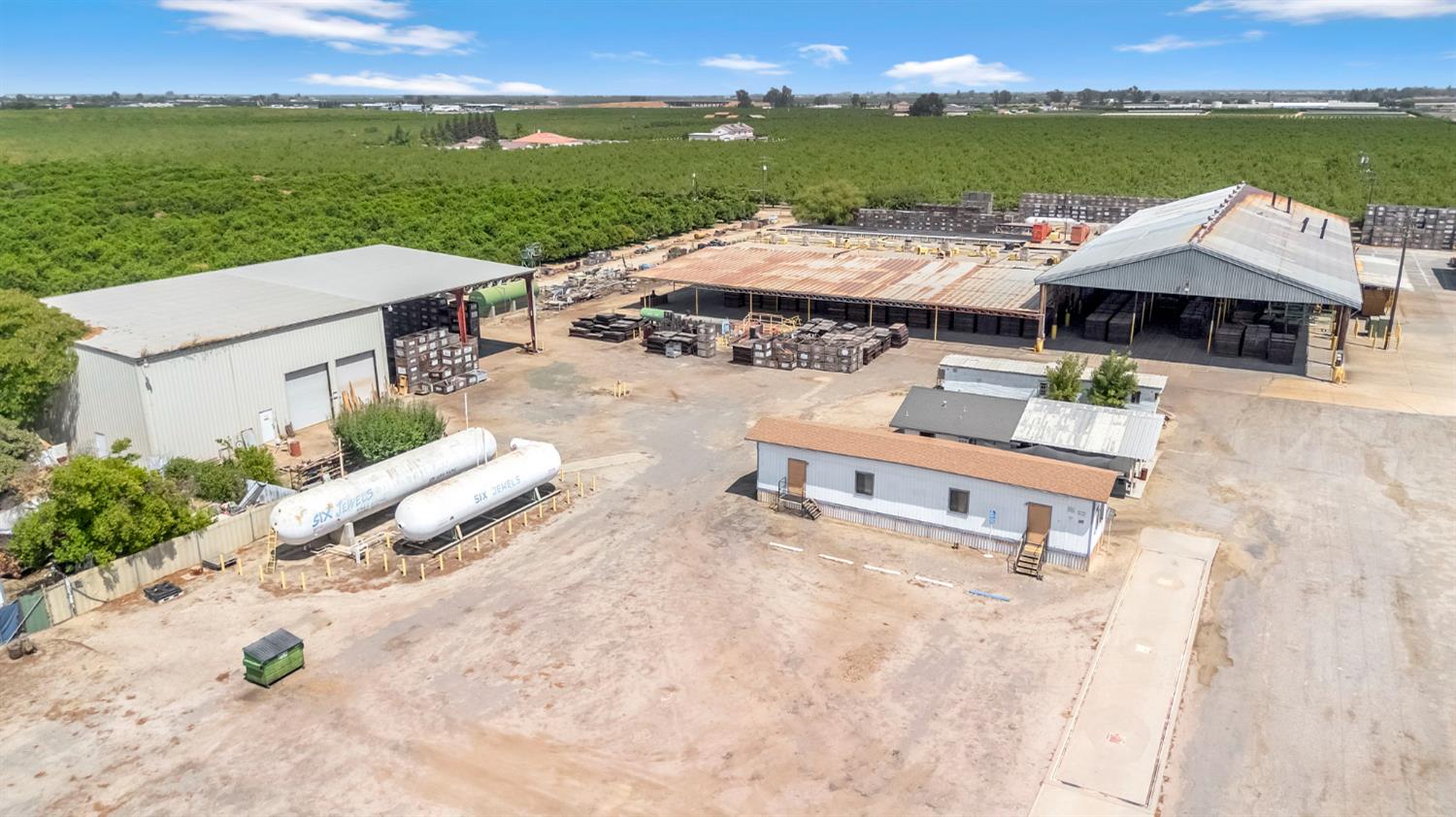 6658 S Peach Avenue, Fresno, CA, 93725