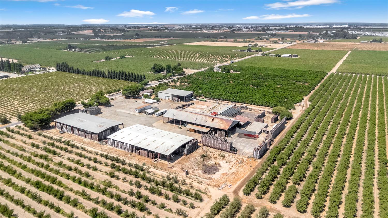 6658 S Peach Avenue, Fresno, CA, 93725