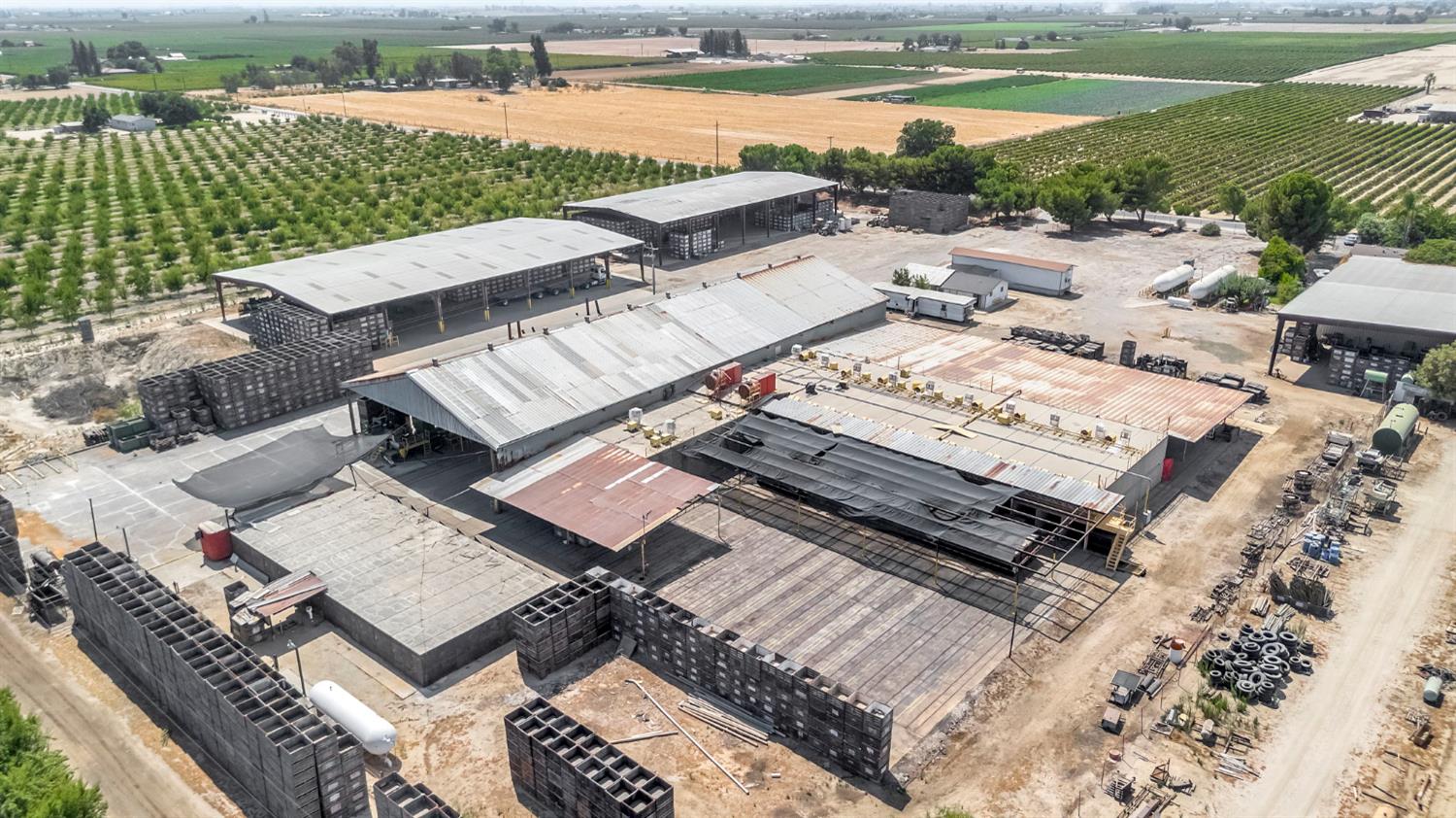 6658 S Peach Avenue, Fresno, CA, 93725