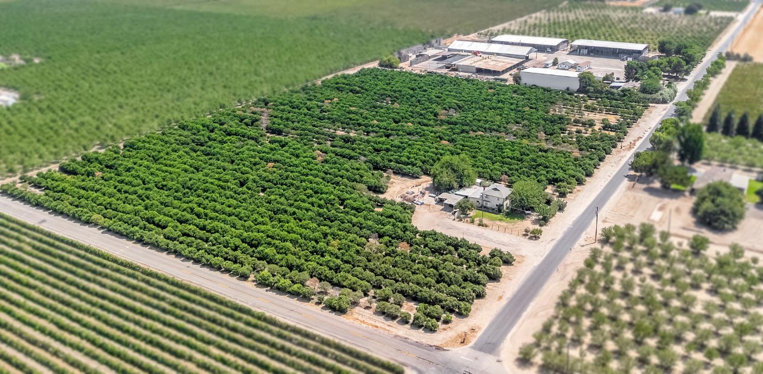 6658 S Peach Avenue, Fresno, CA, 93725