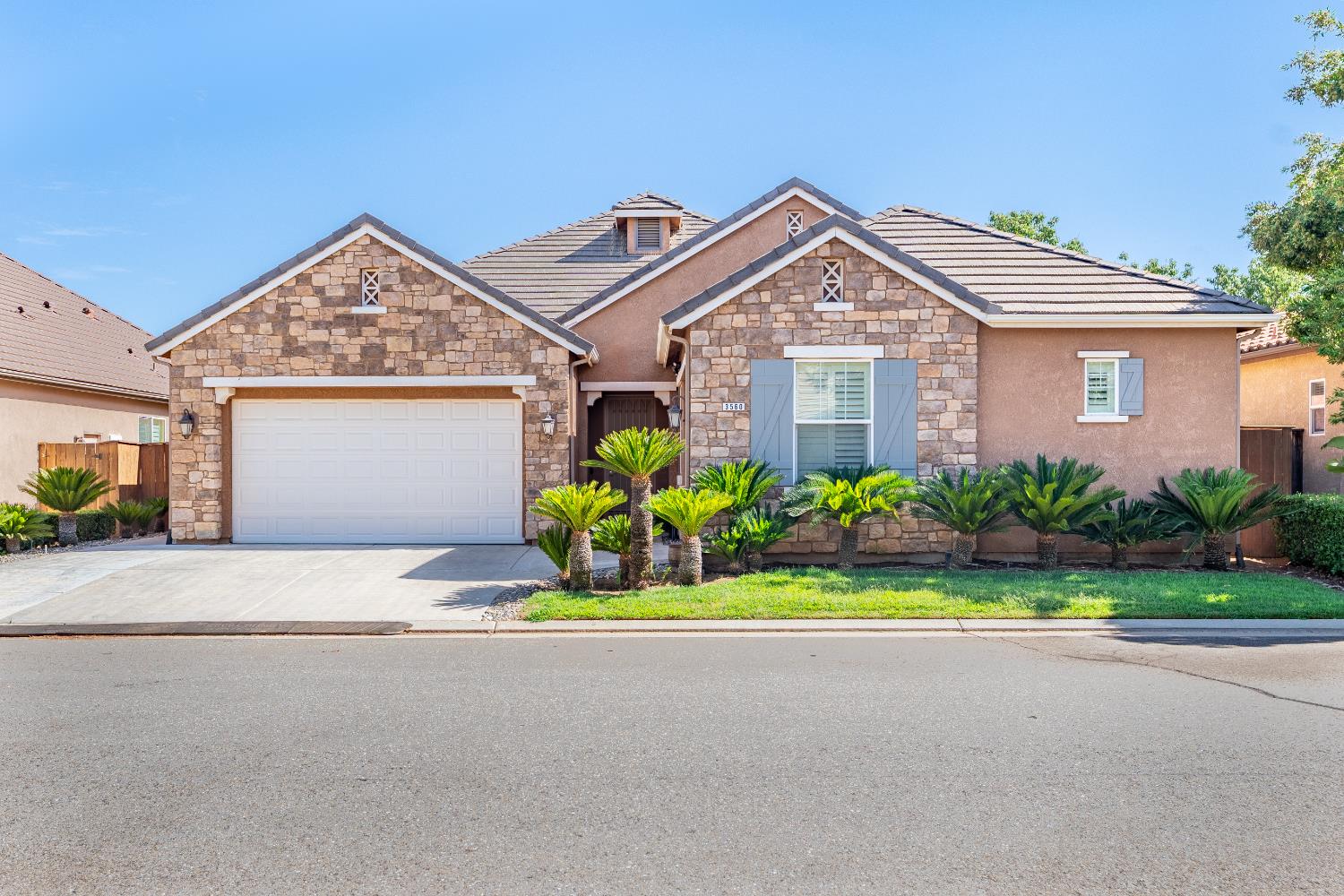 775 S Michelle Avenue, Kerman, CA, 93630