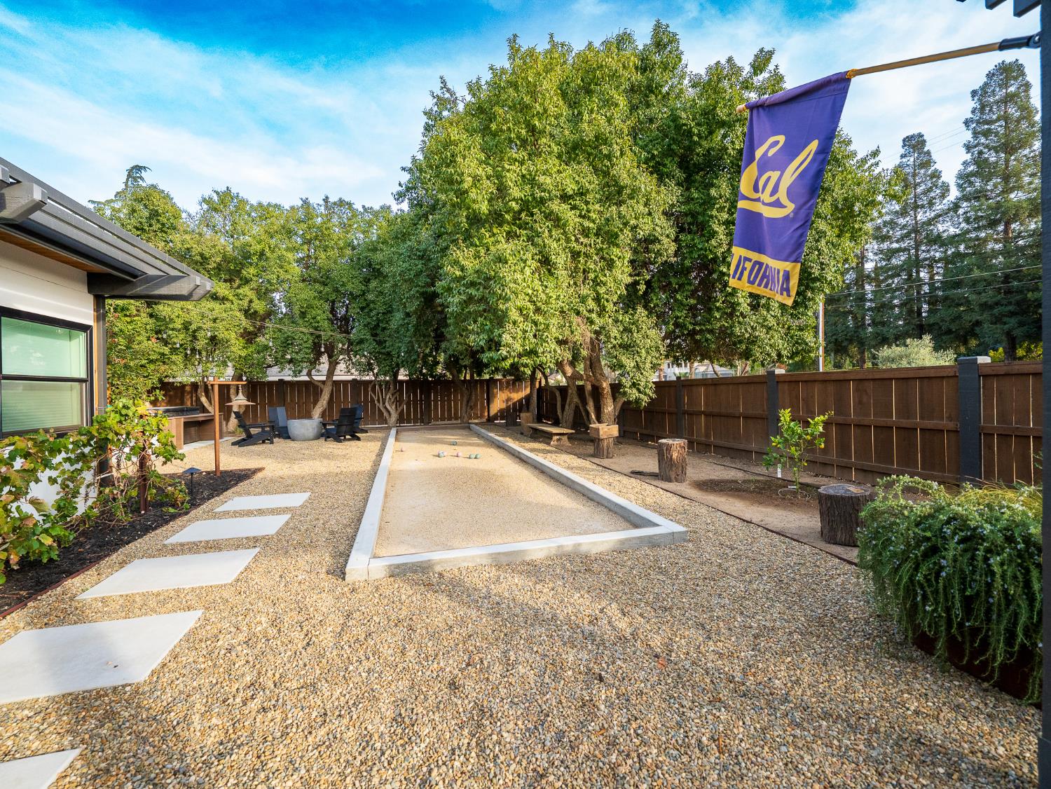 2284 W Palo Alto Avenue, Fresno, CA, 93711