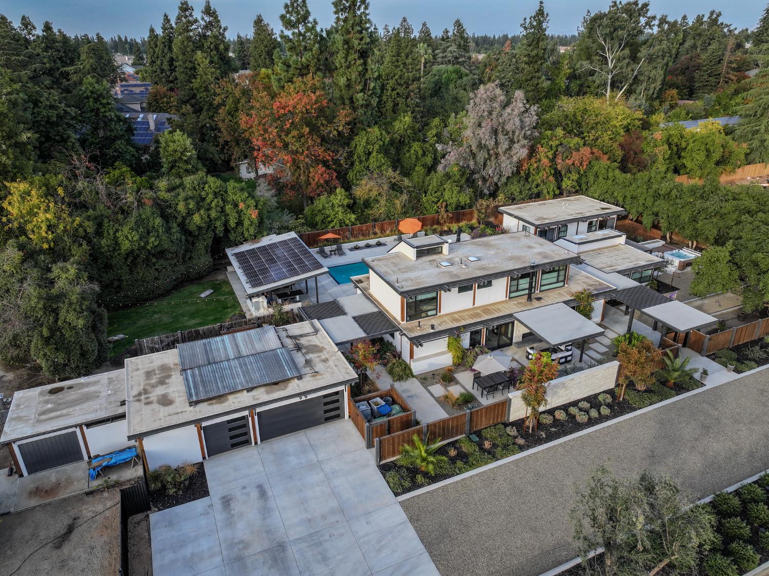 2284 W Palo Alto Avenue, Fresno, CA, 93711