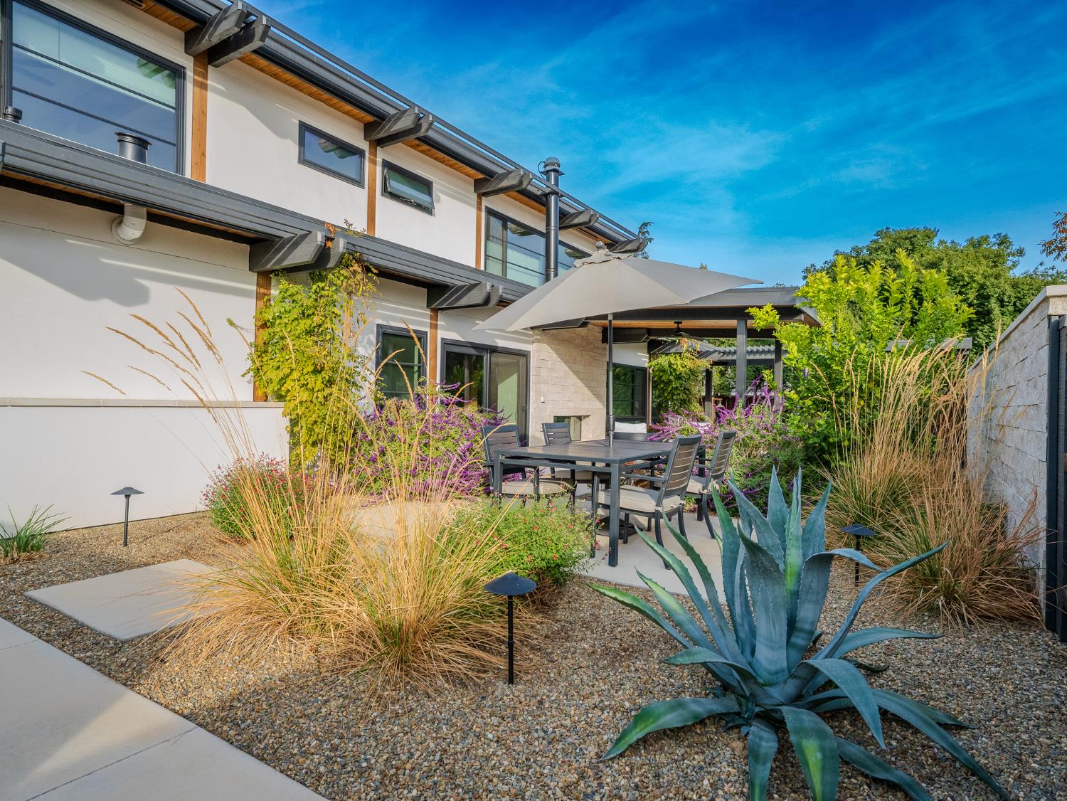 2284 W Palo Alto Avenue, Fresno, CA, 93711