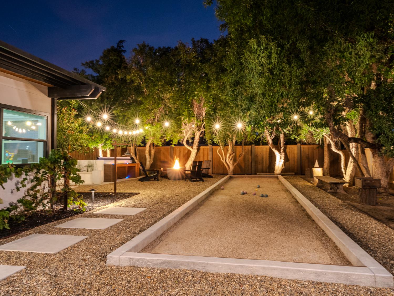 2284 W Palo Alto Avenue, Fresno, CA, 93711