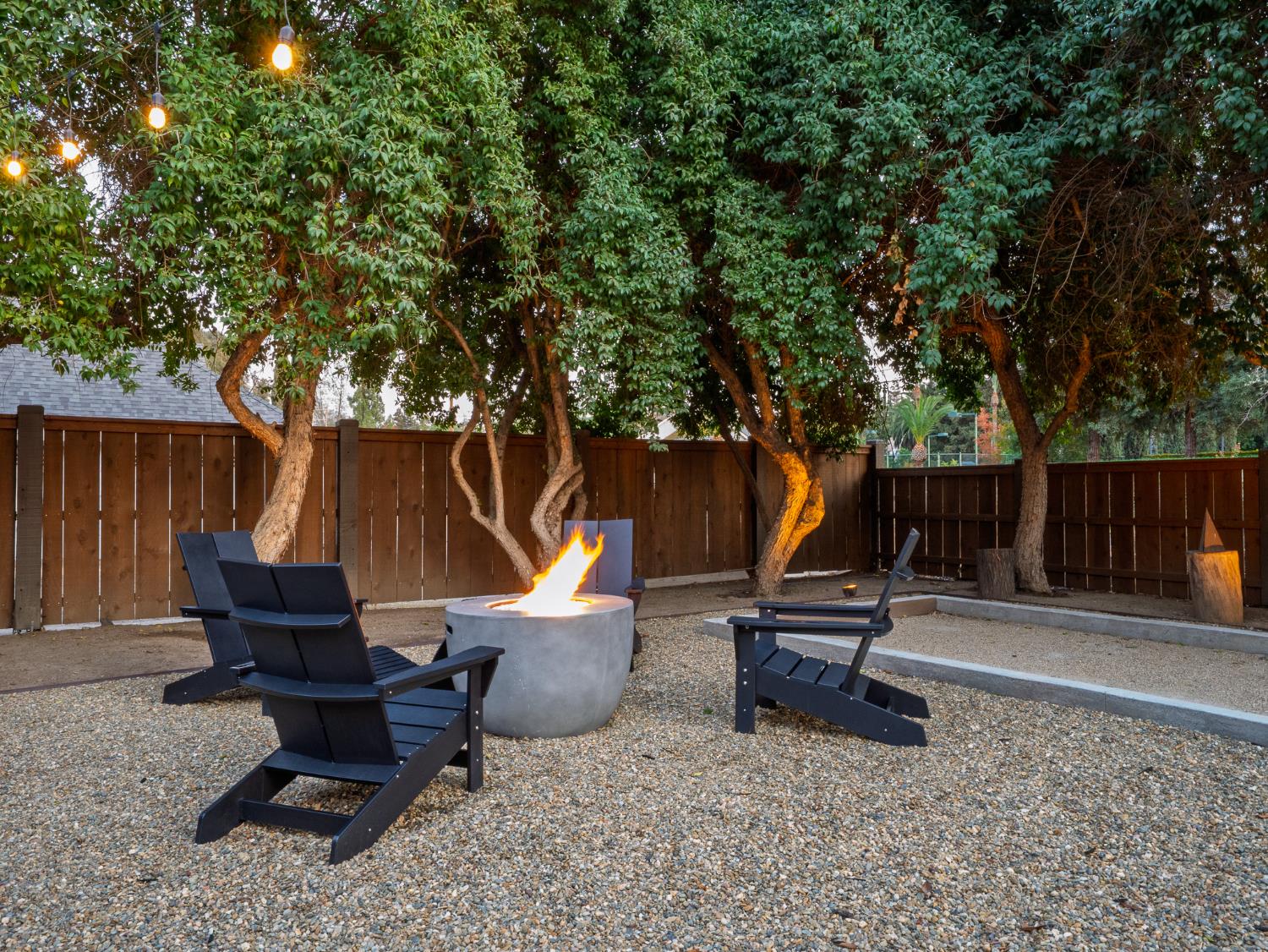 2284 W Palo Alto Avenue, Fresno, CA, 93711