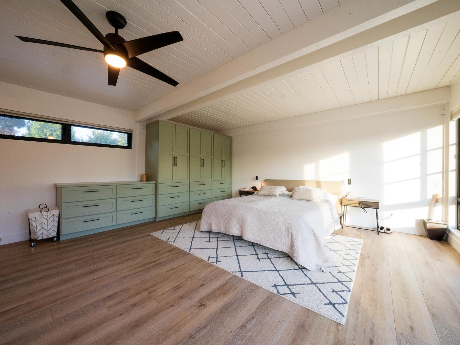 2284 W Palo Alto Avenue, Fresno, CA, 93711