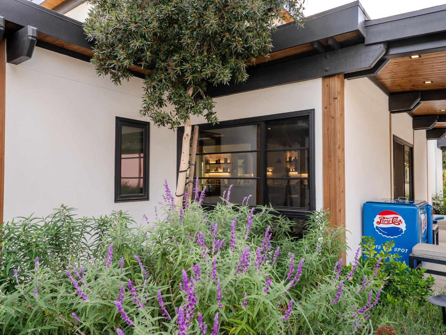 2284 W Palo Alto Avenue, Fresno, CA, 93711