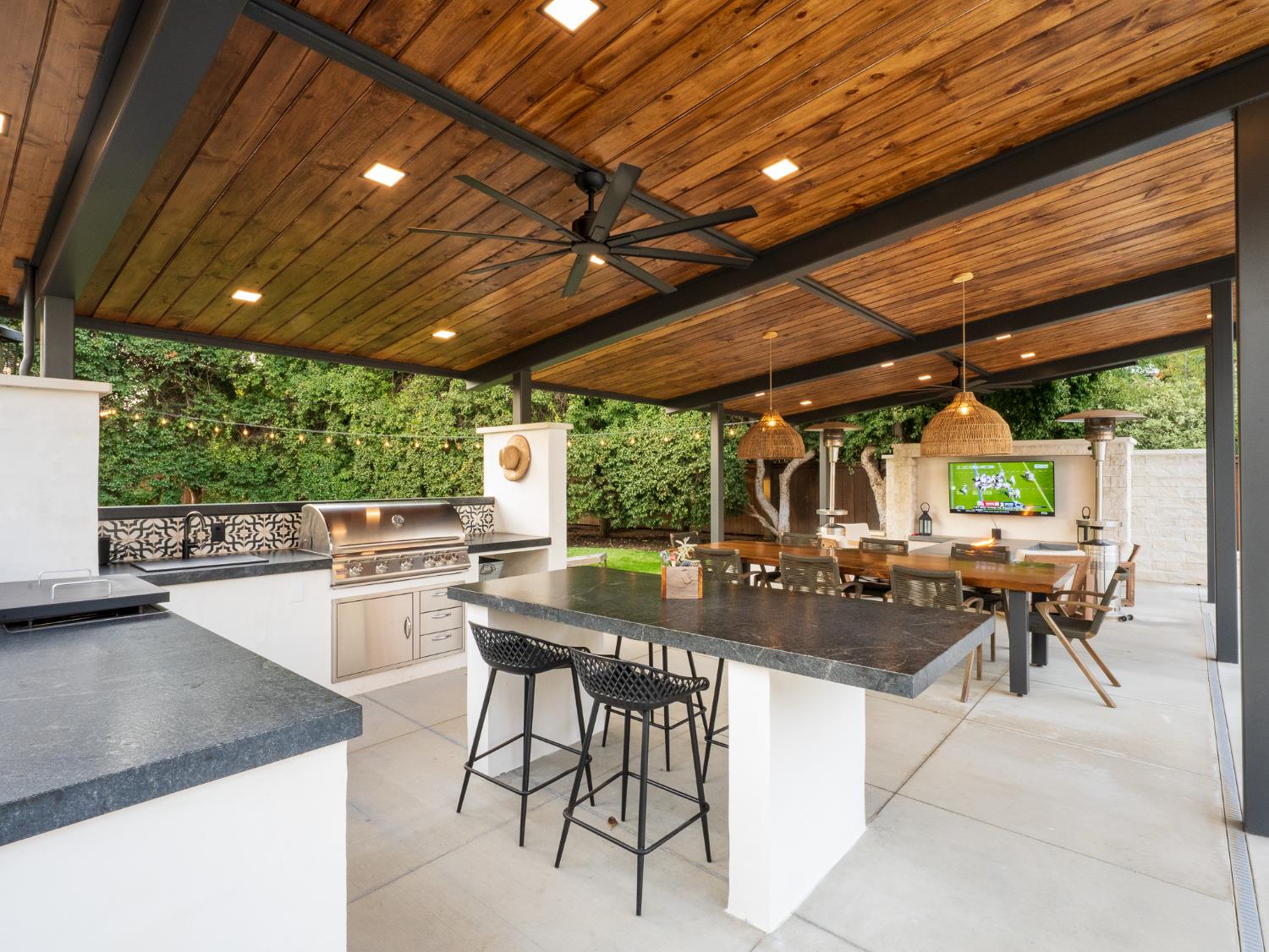 2284 W Palo Alto Avenue, Fresno, CA, 93711