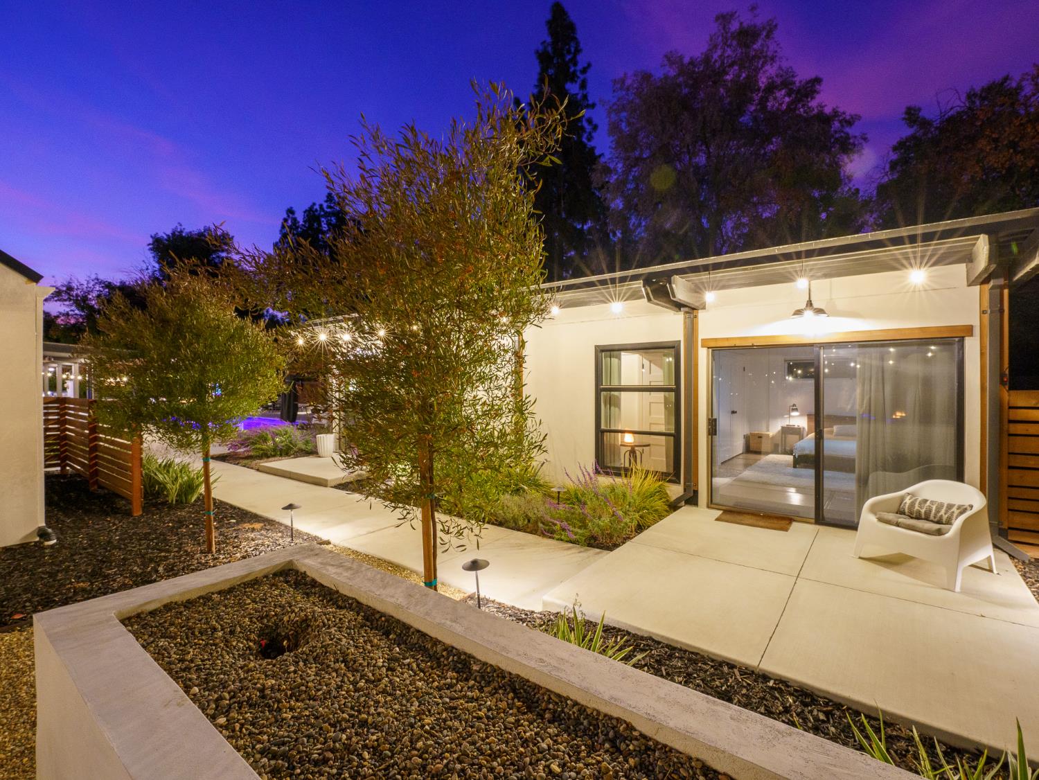 2284 W Palo Alto Avenue, Fresno, CA, 93711