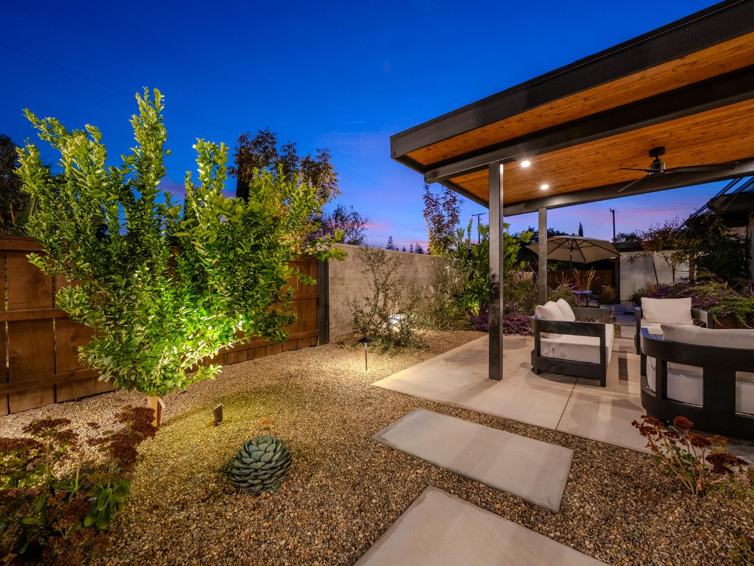 2284 W Palo Alto Avenue, Fresno, CA, 93711