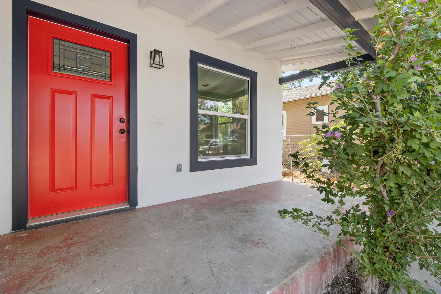 Single Family in Fresno - photo 2
