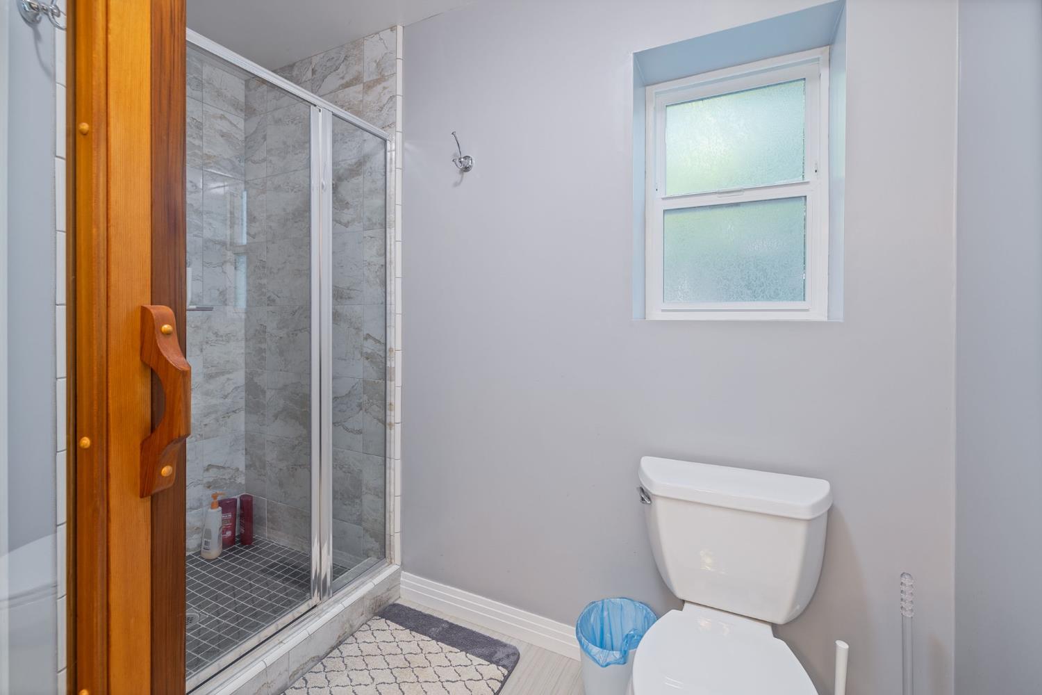 39317 Point, Bass Lake, CA, 93604