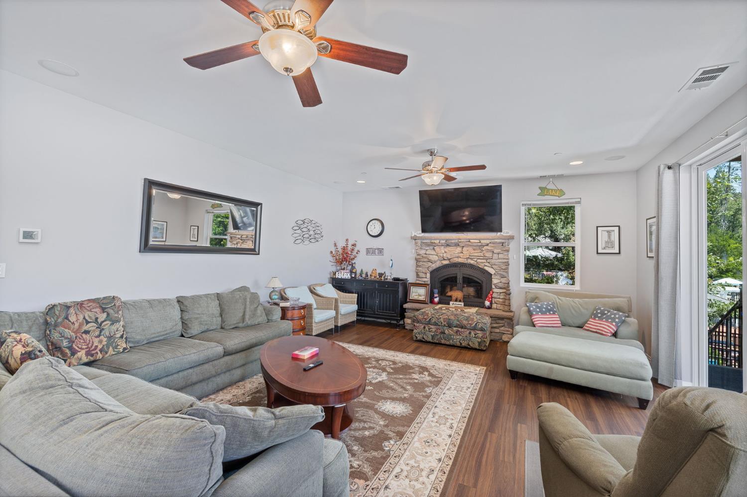 39317 Point, Bass Lake, CA, 93604