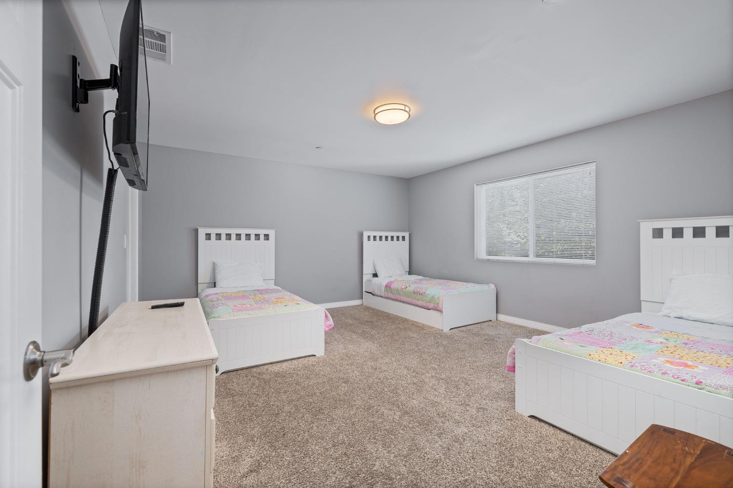 39317 Point, Bass Lake, CA, 93604