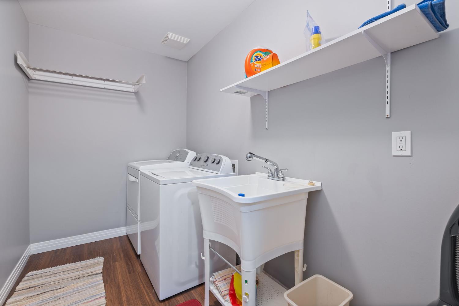 39317 Point, Bass Lake, CA, 93604