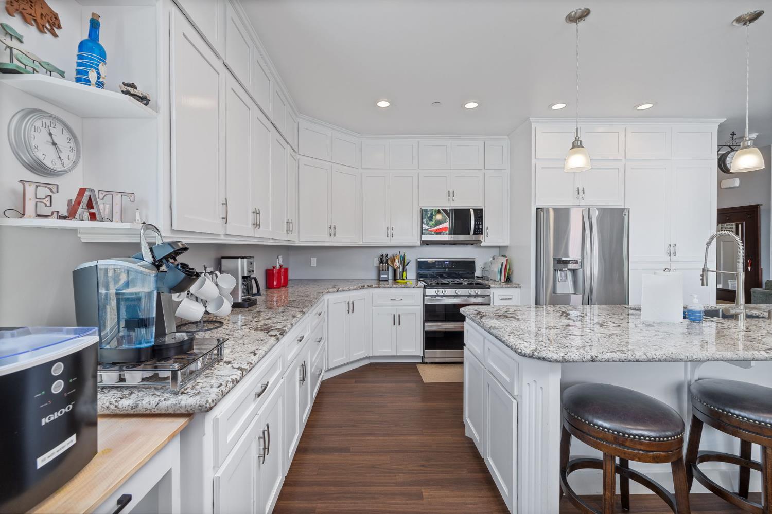 39317 Point, Bass Lake, CA, 93604