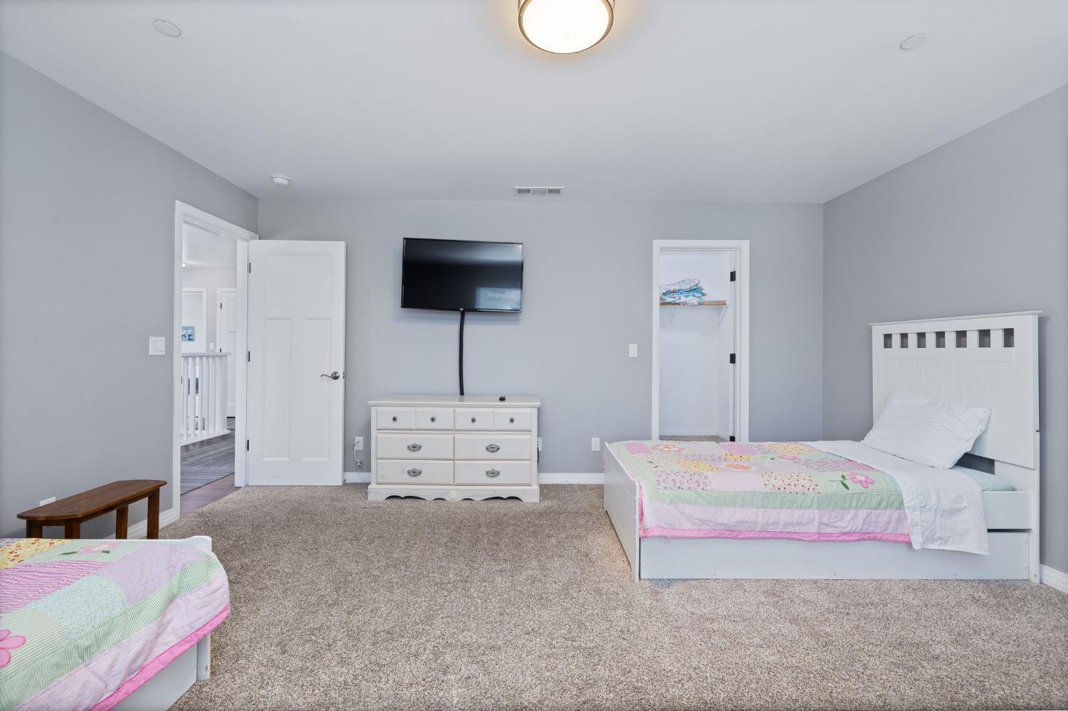 39317 Point, Bass Lake, CA, 93604