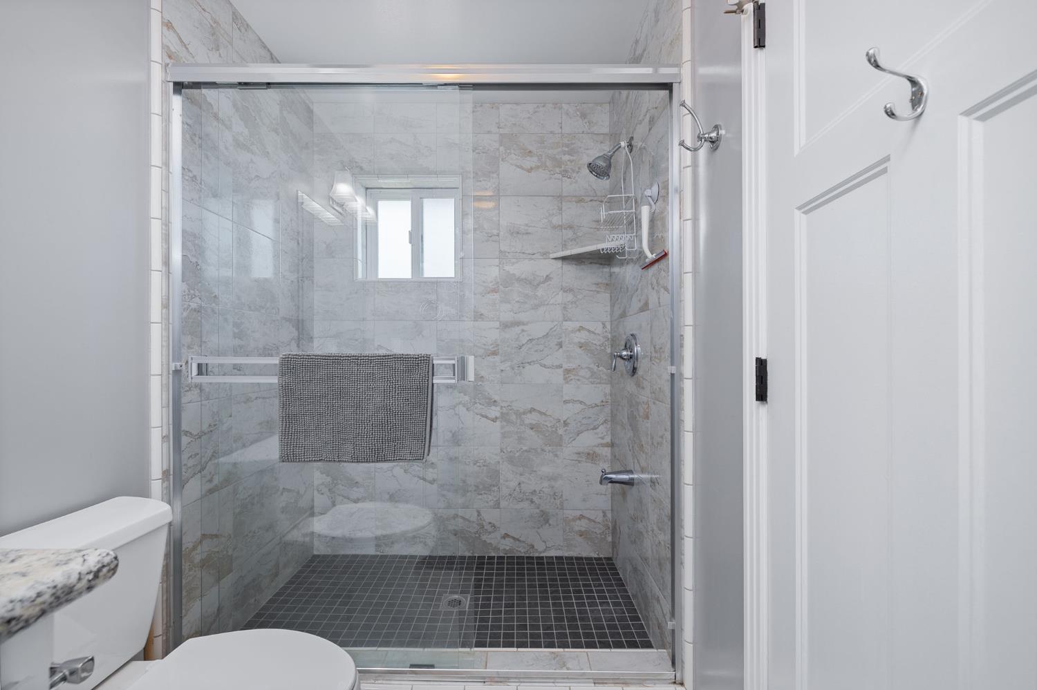 39317 Point, Bass Lake, CA, 93604