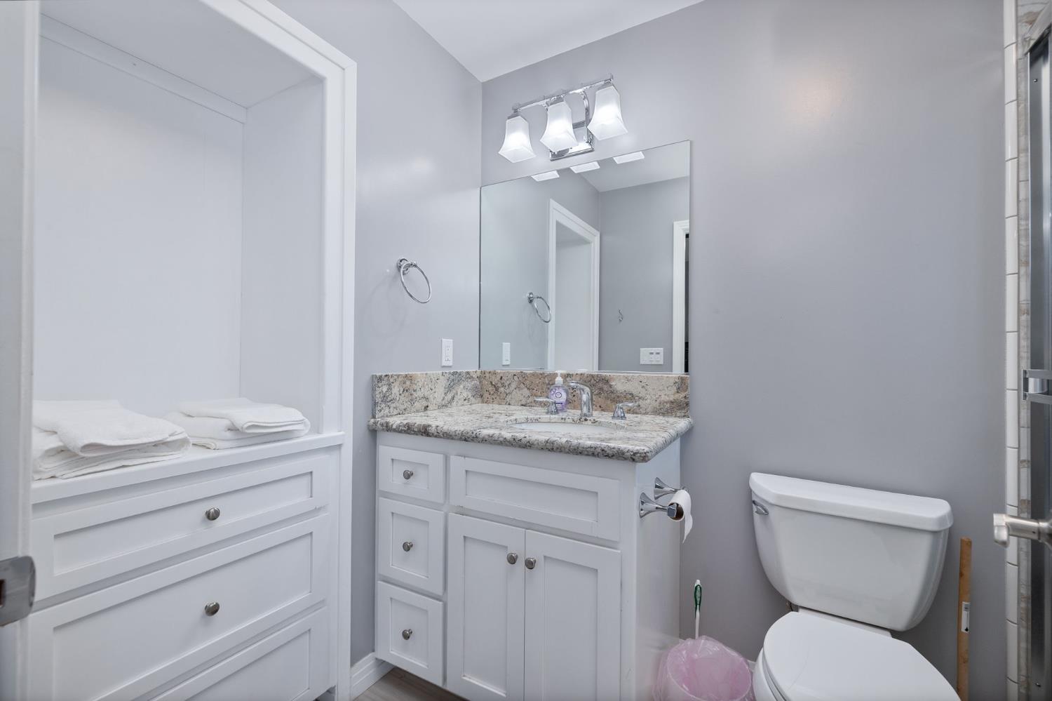 39317 Point, Bass Lake, CA, 93604