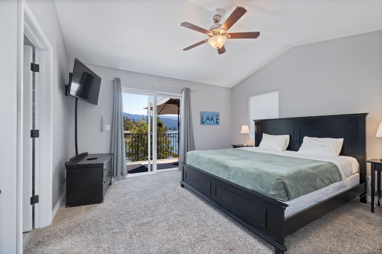 39317 Point, Bass Lake, CA, 93604