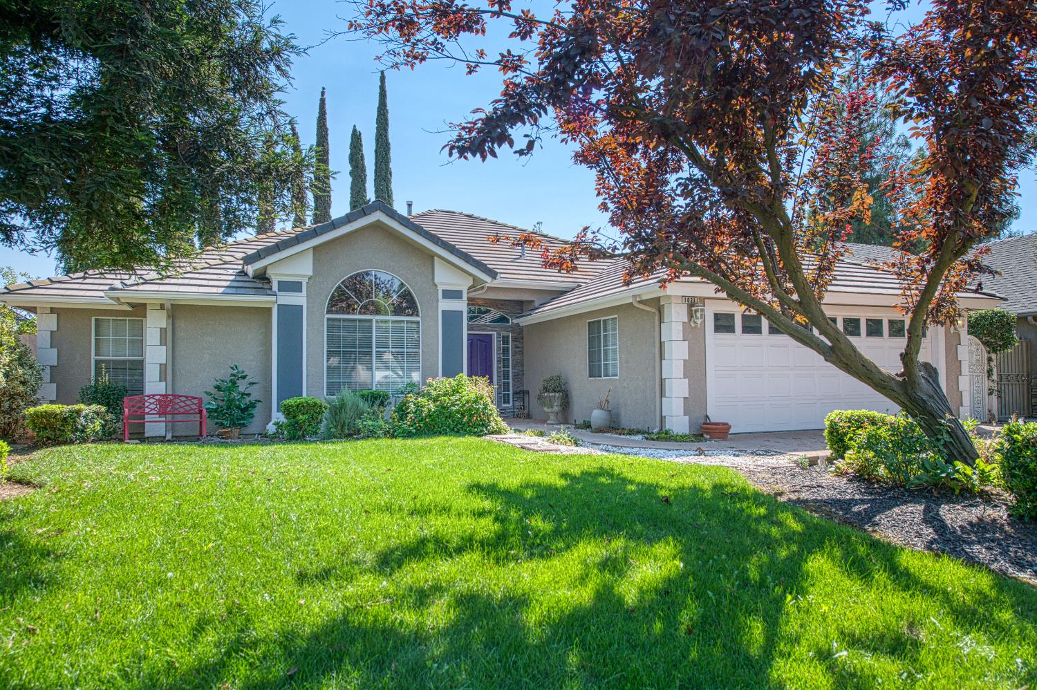 Single Family in Fresno - photo 2