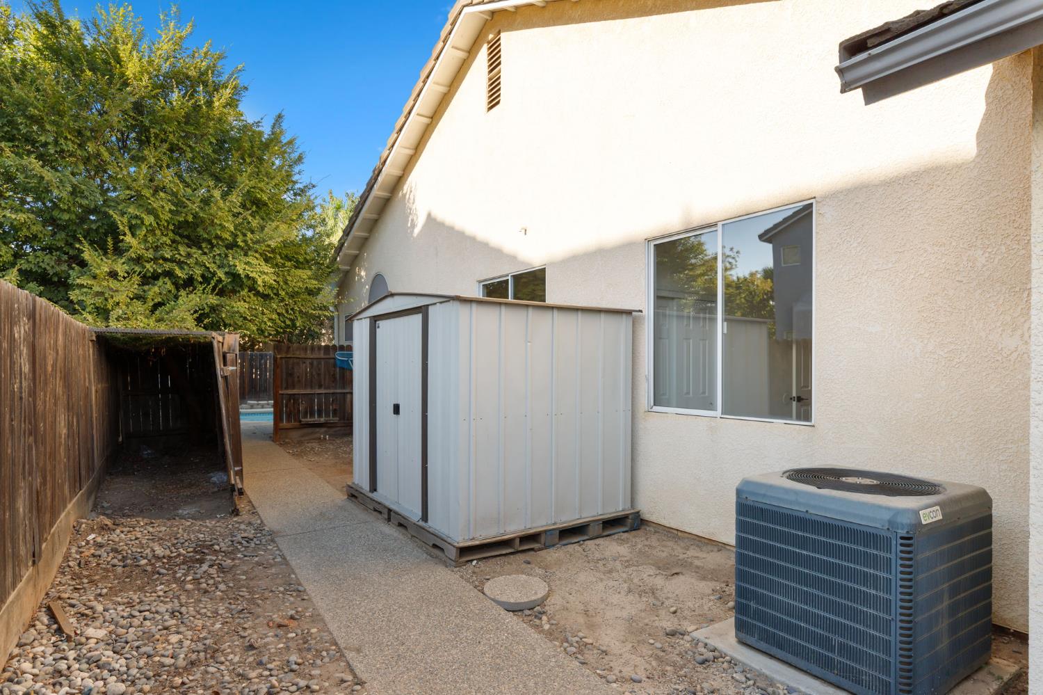 2337 Wrenwood Avenue, Clovis, CA, 93611