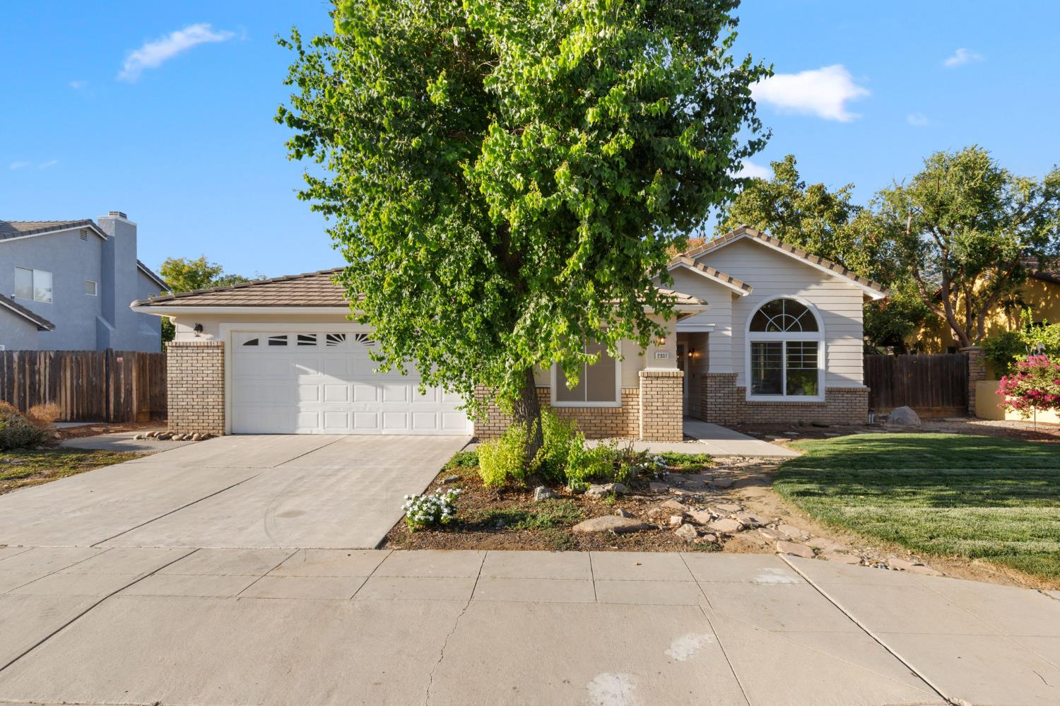 2337 Wrenwood Avenue, Clovis, CA, 93611