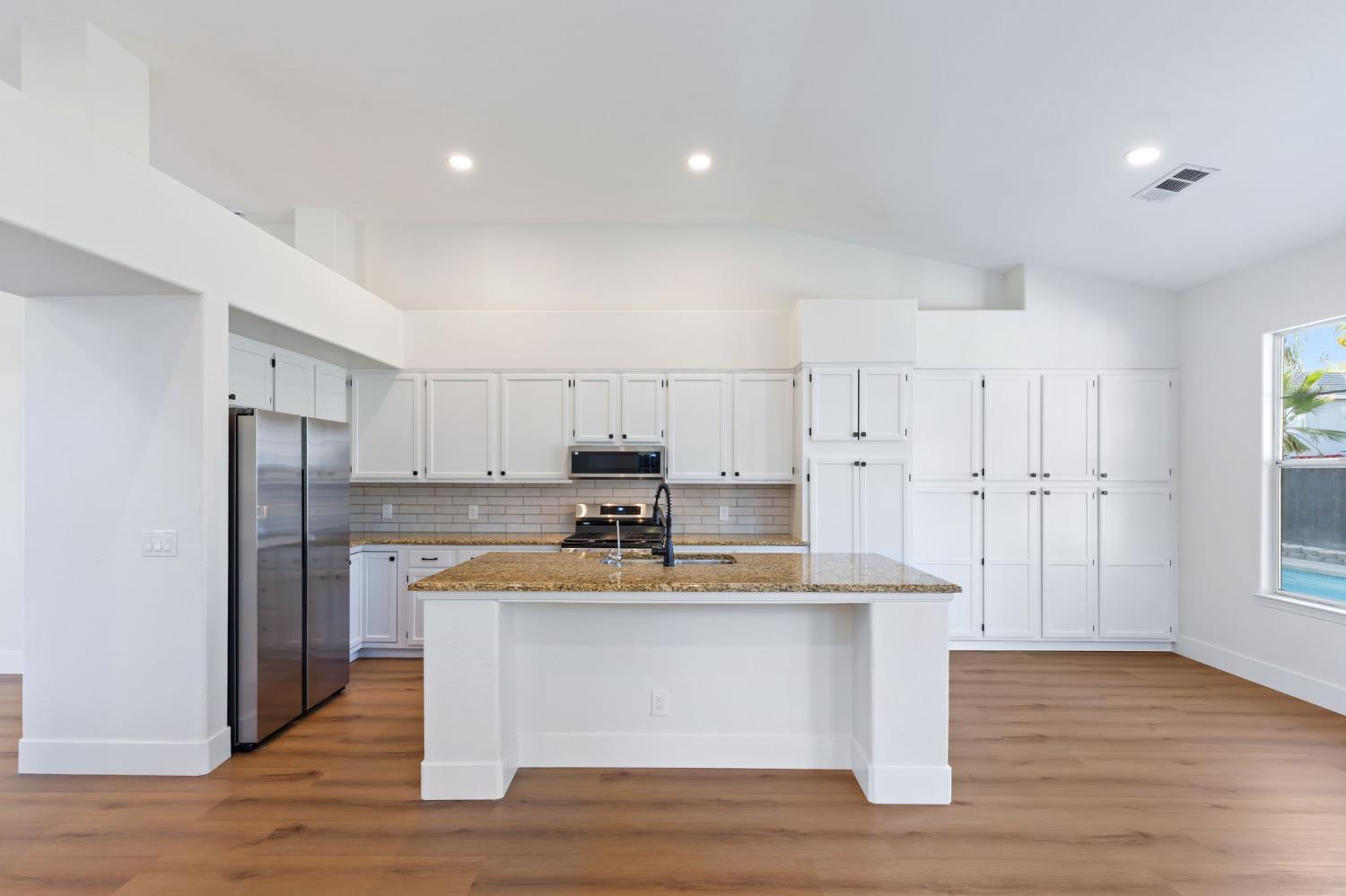 2337 Wrenwood Avenue, Clovis, CA, 93611